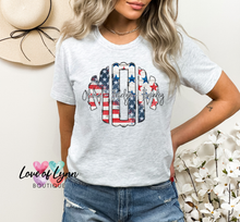 Load image into Gallery viewer, Patriotic MOM Circle Monogram
